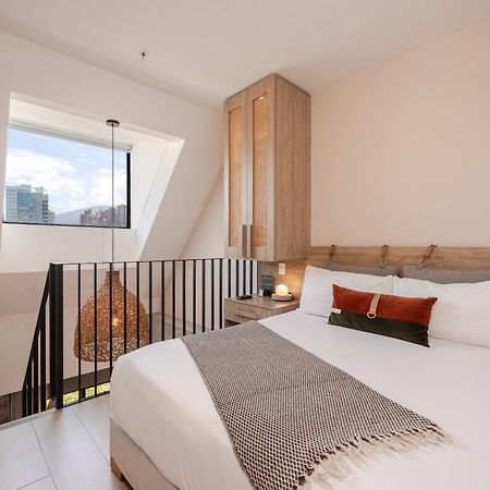 Landmark Hotel 메딜린 외부 사진
