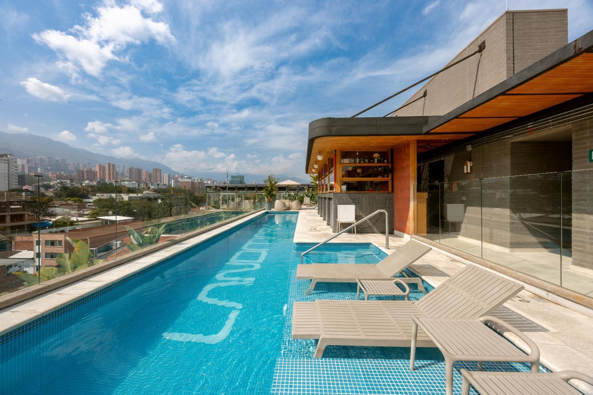 Landmark Hotel 메딜린 외부 사진