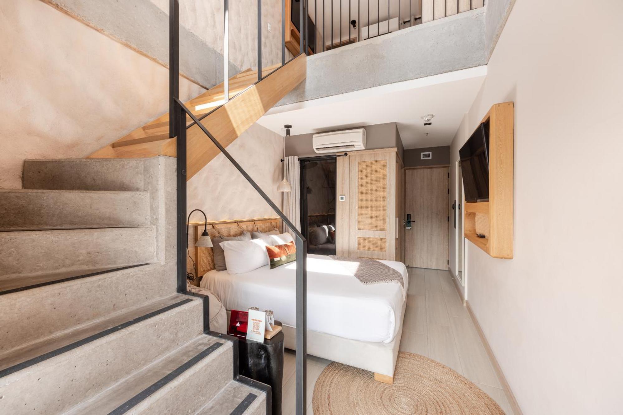 Landmark Hotel 메딜린 외부 사진