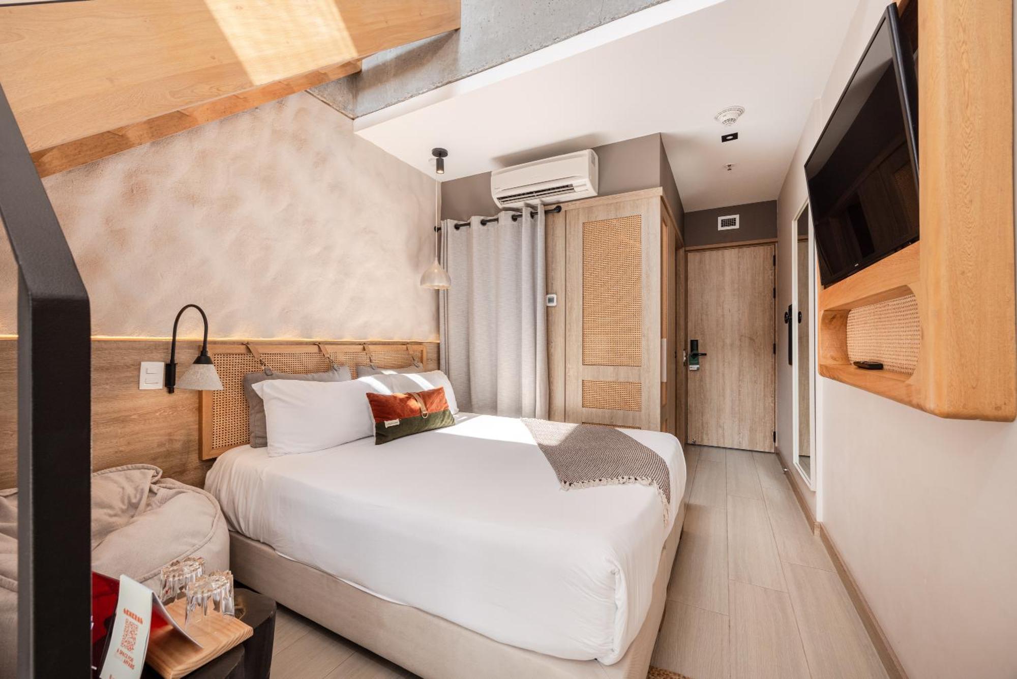 Landmark Hotel 메딜린 외부 사진