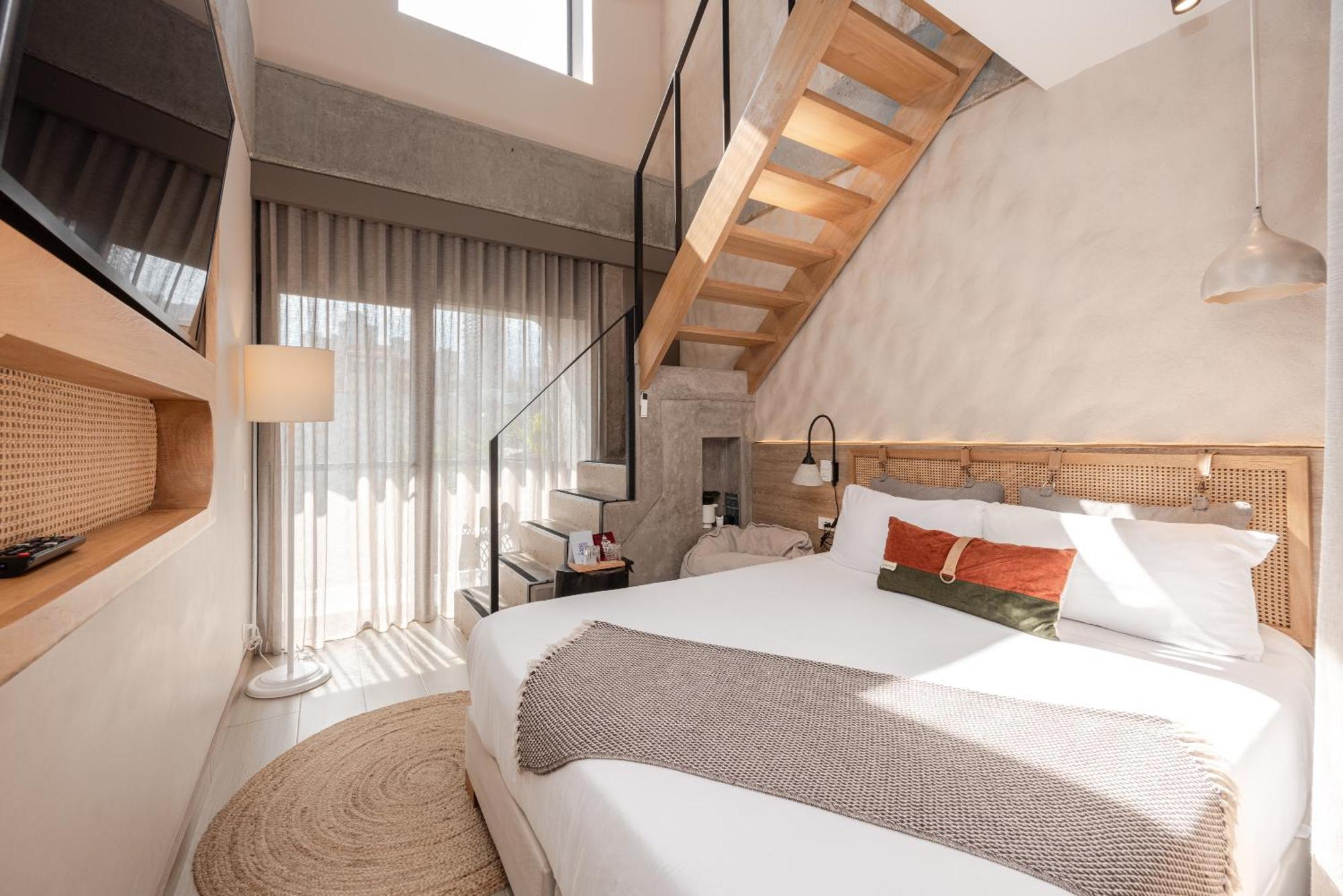 Landmark Hotel 메딜린 외부 사진